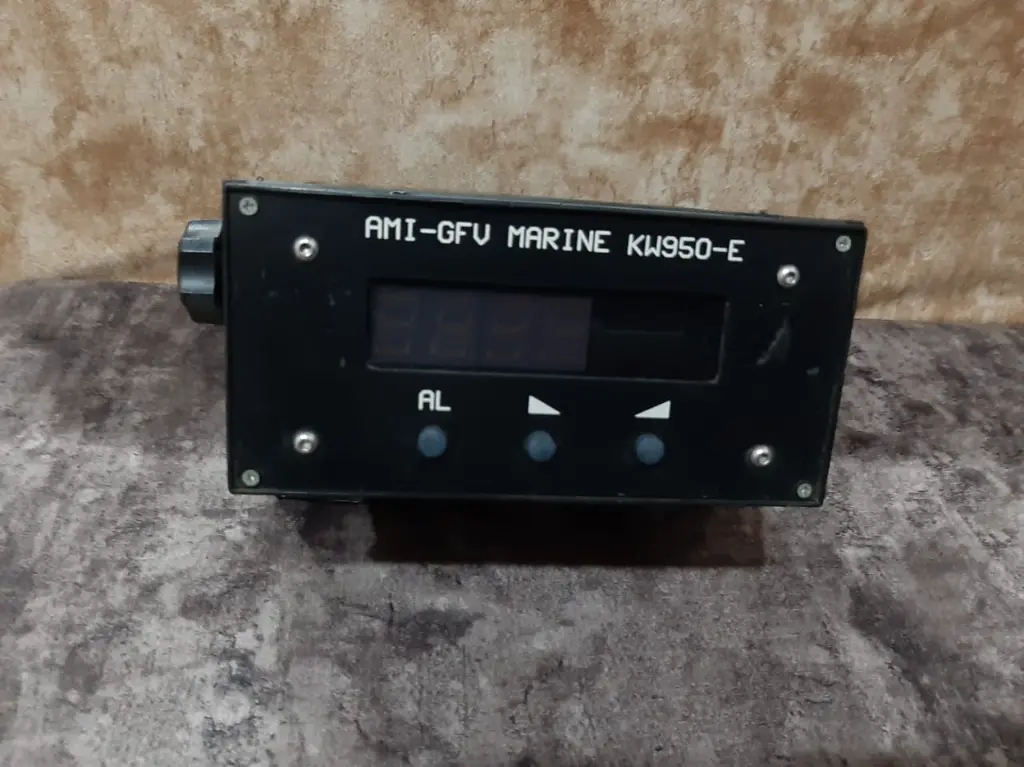 AMI GFV KW950-E Digital Heading Data Repeater $400