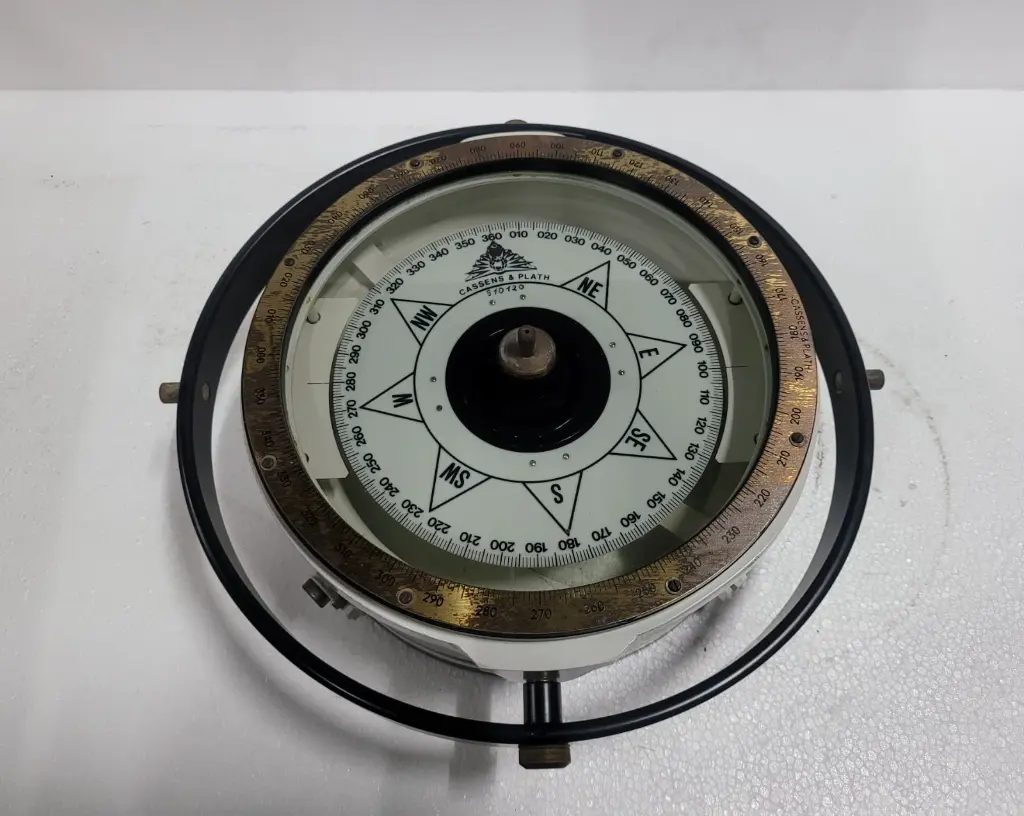 C-PLATH TYPE 11 MAGNETIC COMPASS $650