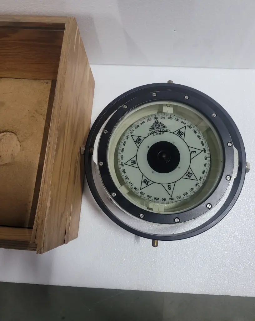 C PLATH TYPE 21 MAGNETIC COMPASS $ 1000