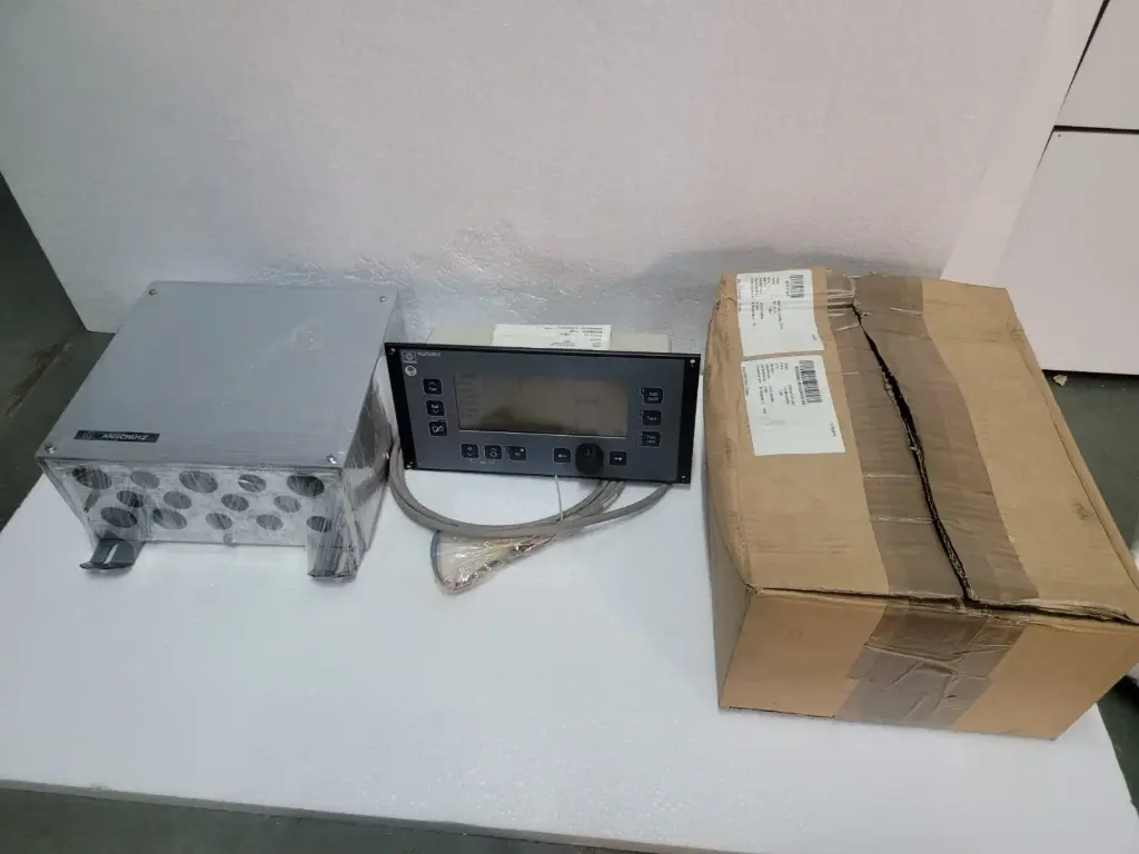 BRAND NEW Anschütz PilotStar D Autopilot – Professional Heading Control System $4000