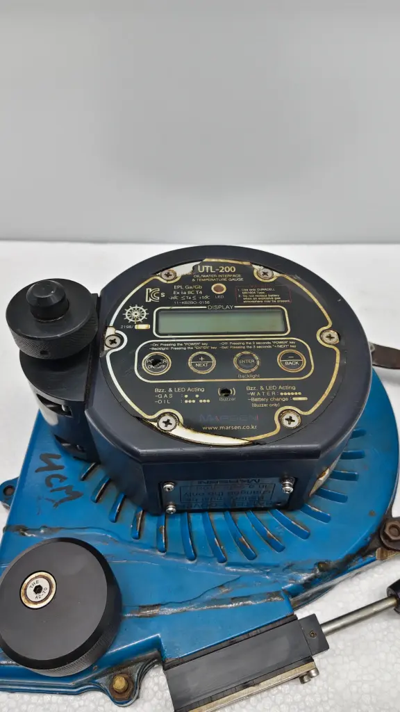 MARSEN UTL-200 OIL/WATER INTERFACE & TEMPERATURE GAUGE ID.NO UTL-170620-01N03 $3695