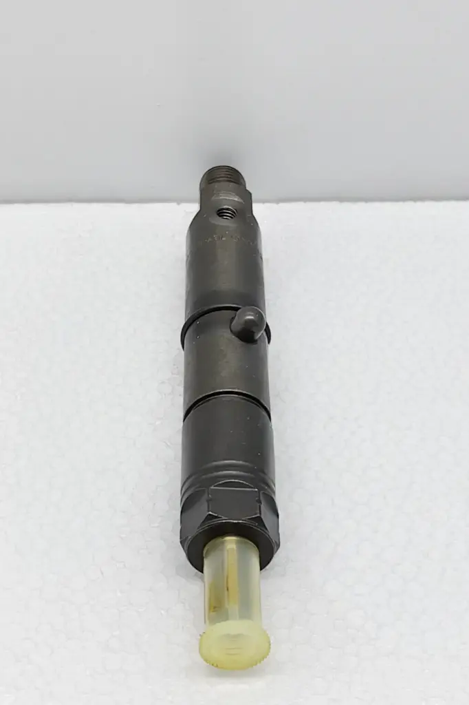 BOSCH DIESEL FUEL INJECTOR $1595