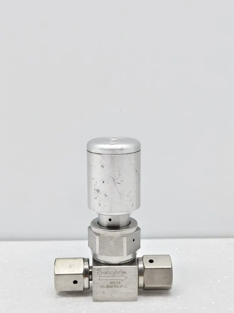 SWAGELOK SS-BNFR4-P-C HIGH PURITY BELLOWS SEALED VALVE $ 150