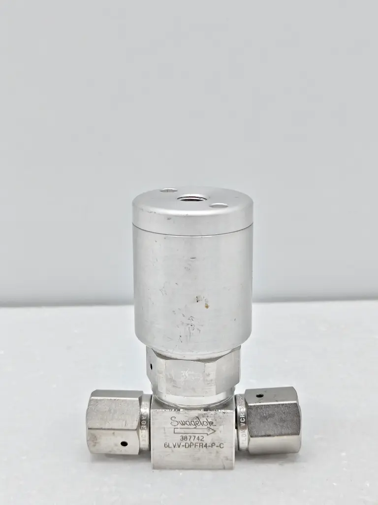 SWAGELOK 6LVV-DPFR4-P-C ULTRAHIGH-PURITY (UHP) DIAPHRAGM SEALED VALVE $75
