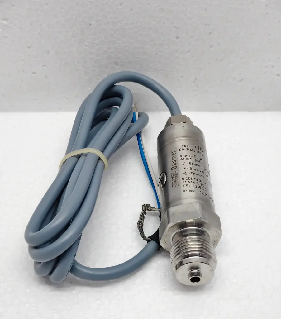 BAUMER Y913 SERIES PRESSURE TRANSMITTER Y913 G1/2 NBR -1+3 BAR $345