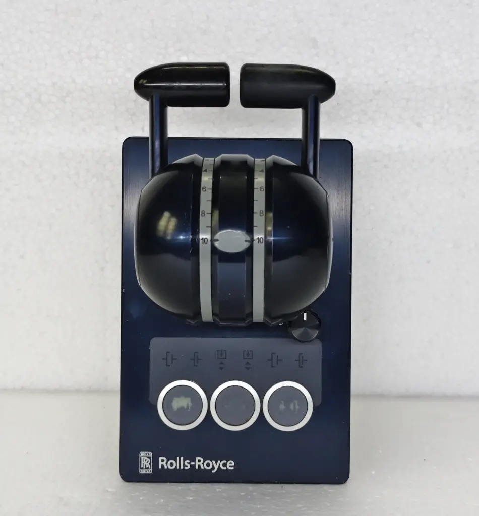 ROLLS-ROYCE CONTROL STATION 1 TWIN LEVER ID: RRM000211271/B