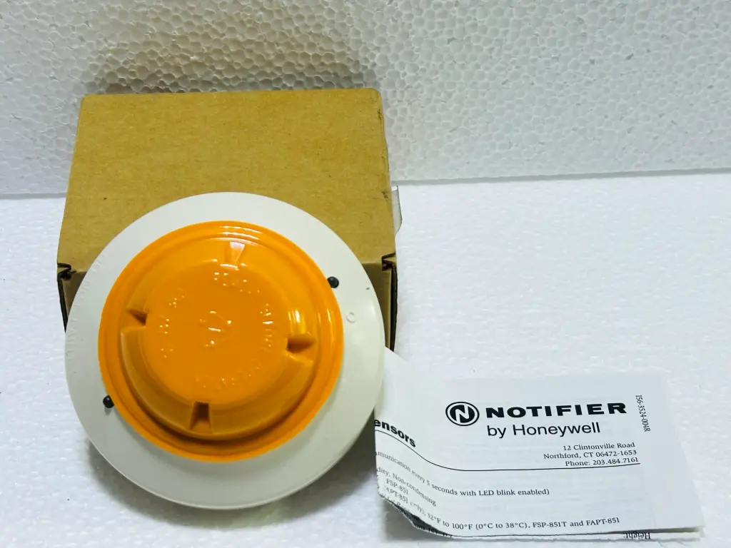NOTIFIRE FSP-851 SMOKE DETECTOR $95