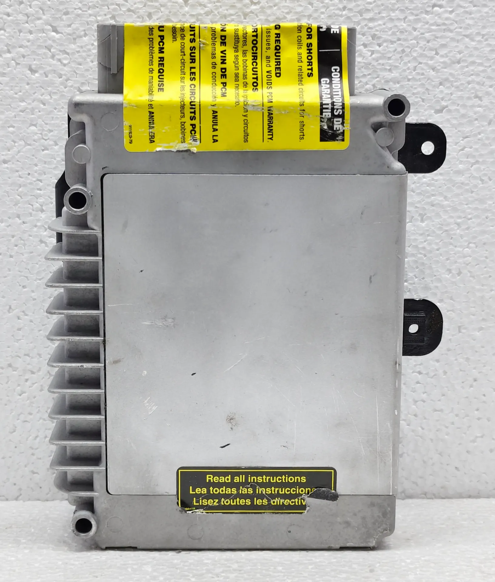 ENGINE CONTROL MODULE PN: P05127675AA