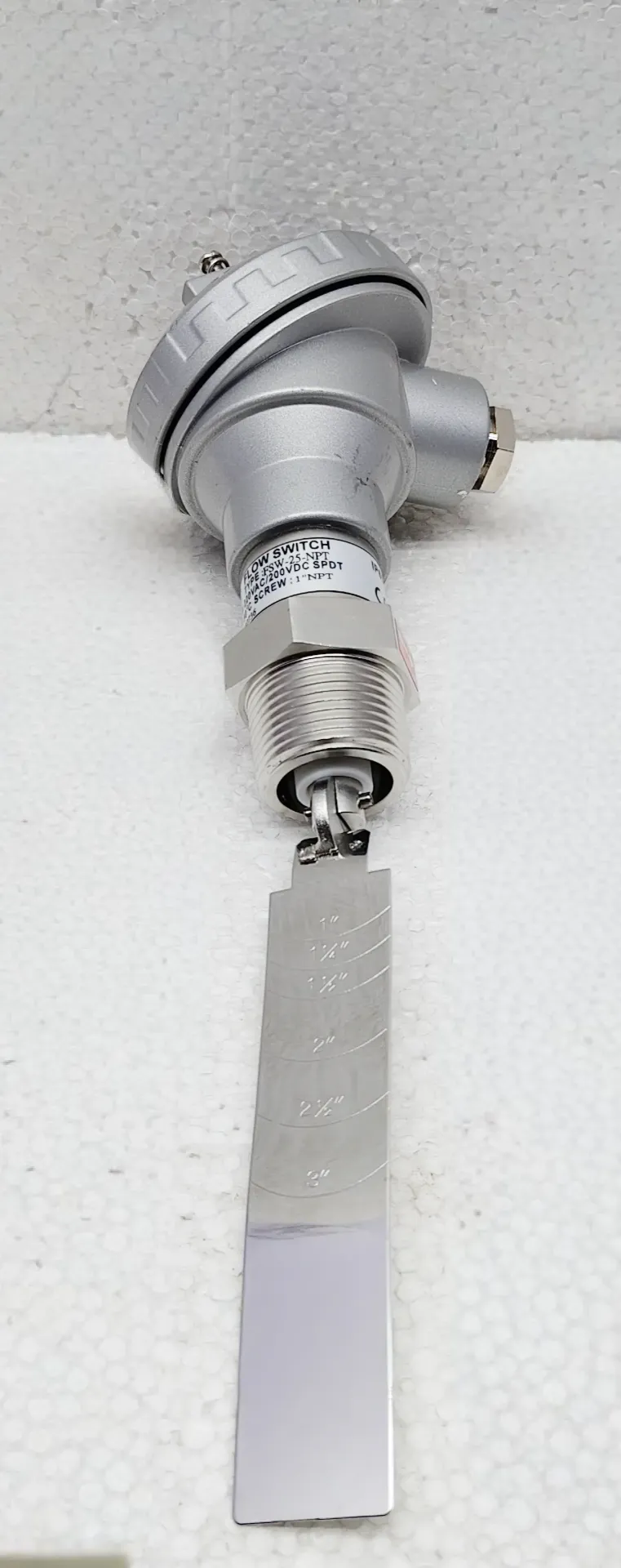 OMEGA FLOW SWITCH TYPE: FSW-25-NPT
