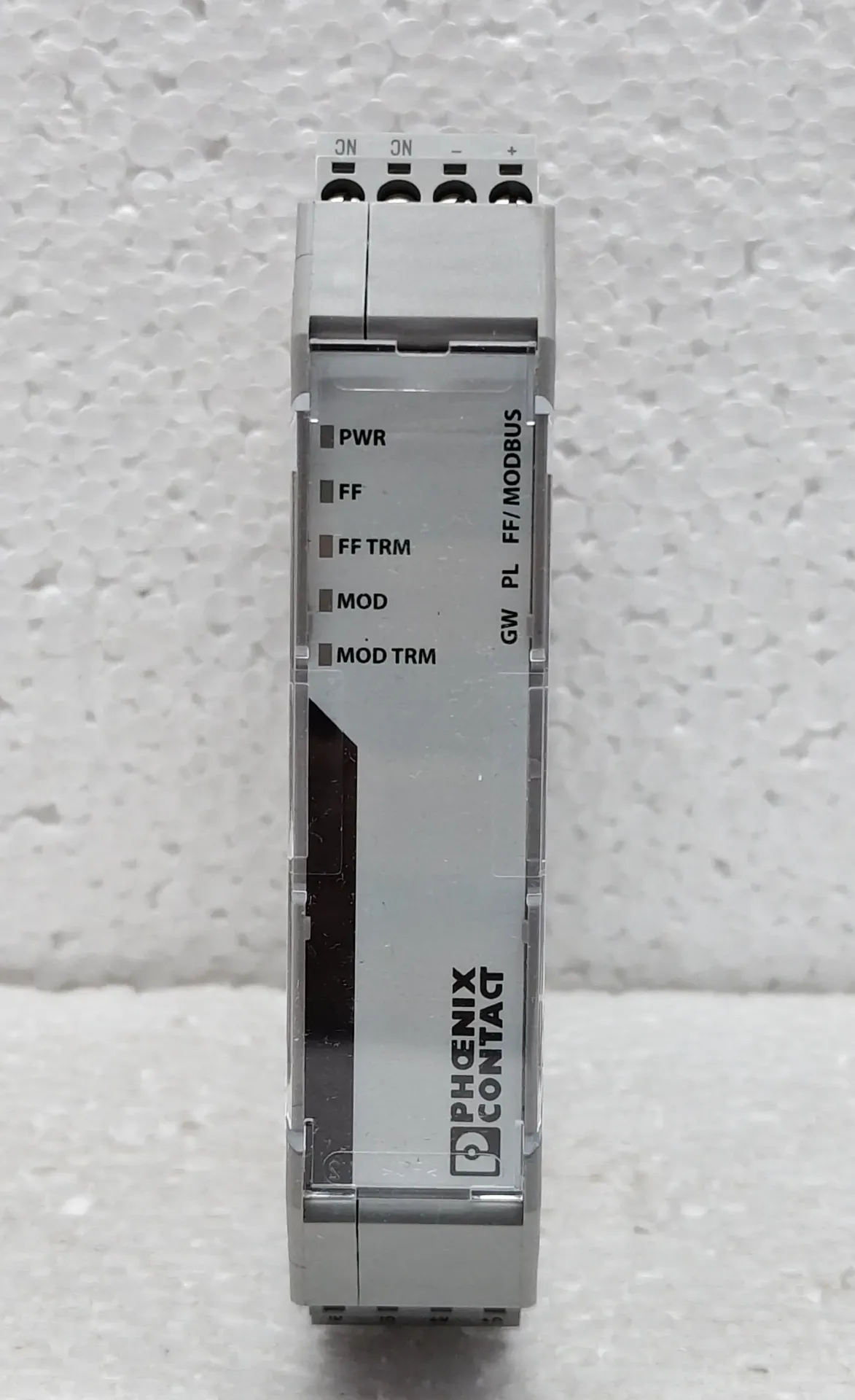 PHOENIX CONTACT GW PL FF/MODBUS PROTOCOL CONVERTER