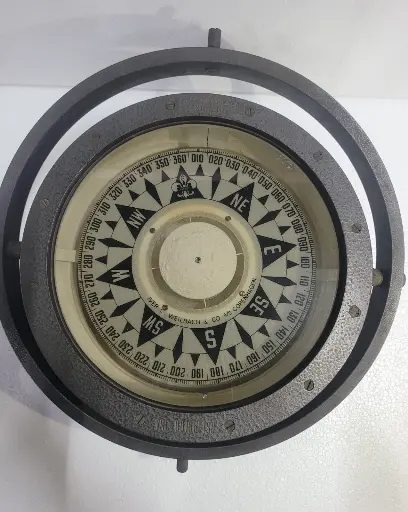 IVER C.WELBECH MAGNETIC COMPASS $350